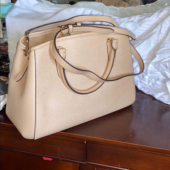 A coach bag - Picture 5 of 8